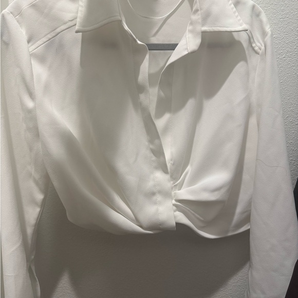 Zara white deep v neck Blouse - Picture 4 of 5